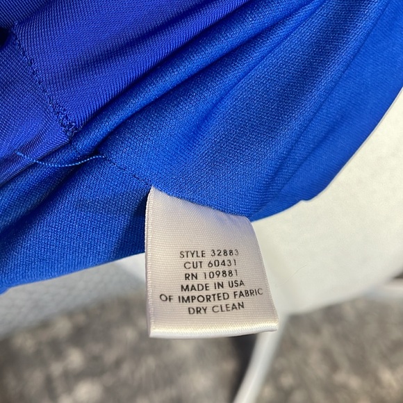 Short sleeve top, draping on the hips - Picture 6 of 6